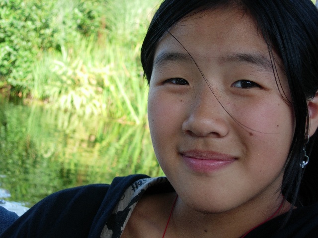 湖北的志愿者：一起帮助这个12岁被收养在荷兰的女孩找家
