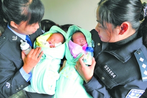 [转帖]广州警方昨天抓获四人贩子，解救两孩子